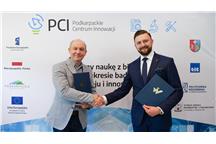 Od lewej Jacek Kubrak i Michał Jurczyk Od lewej Jacek Kubrak i Michał Jurczyk