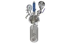 Autoklaw - reaktor ciśnieniowy - uzbrojenie pokrywy