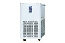 Cyrkulator (chiller) z otwartą łaźnią