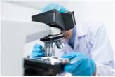 Jakie standardy ubioru obowiązują w środowisku laboratoryjnym?