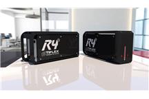 Drukarki wysokiej rozdzielczości w przemyśle – dlaczego bezpośredni nadruk zastępuje etykiety?