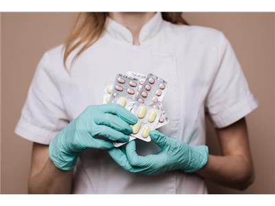komu-potrzebne-sa-profesjonalne-tlumaczenia-farmaceutyczne.jpg